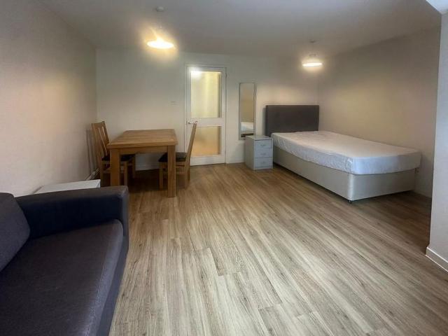 1 bedroom flat to rent