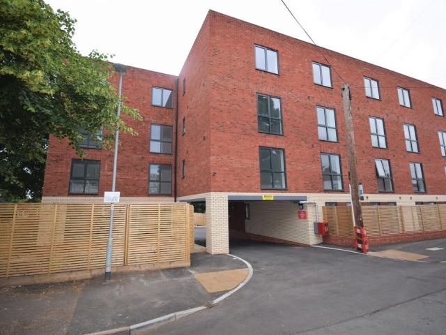 1 bedroom Flat To Rent