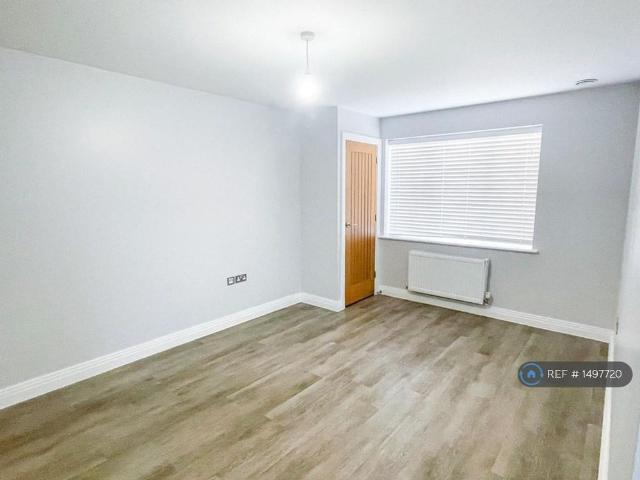 1 bedroom flat to rent