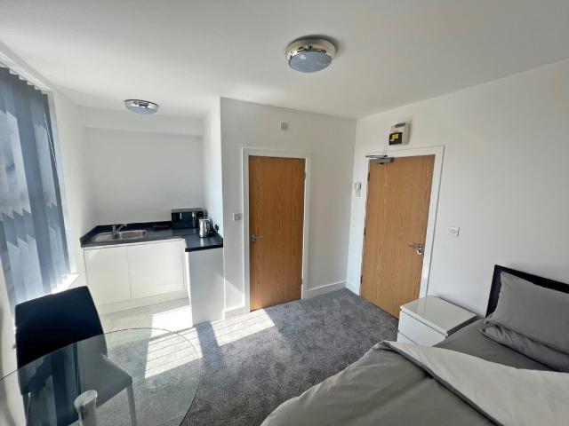 1 bedroom Flat To Rent