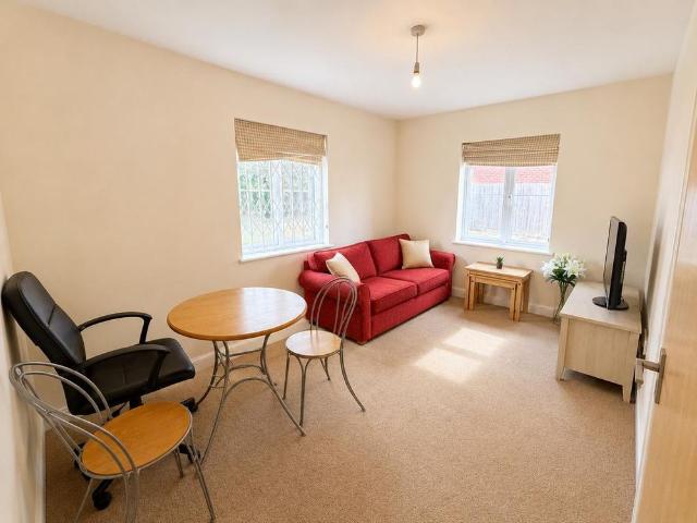 1 bedroom flat to rent