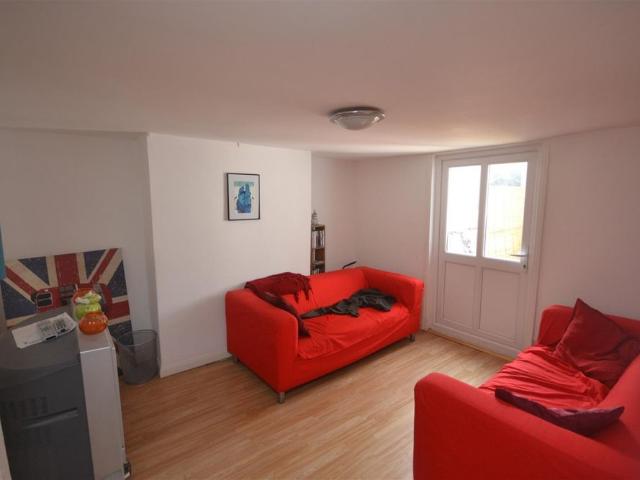 1 bedroom Flat To Rent