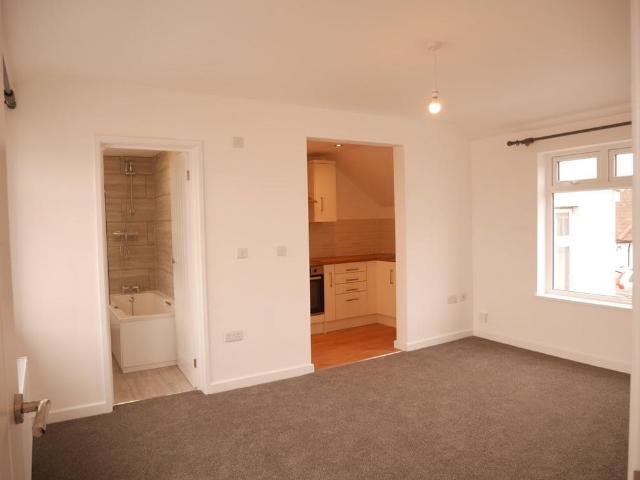 1 bedroom flat to rent