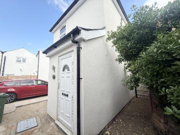 Cheltenham, Gloucestershire county, Southdowns