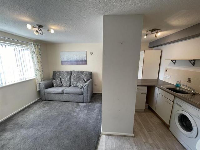 1 bedroom flat to rent