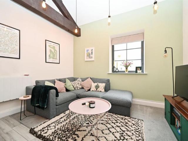 1 bedroom Flat To Rent