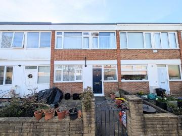 Roehampton, London, Greater London - Garden