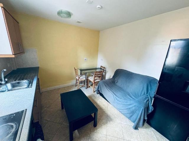 1 bedroom flat to rent
