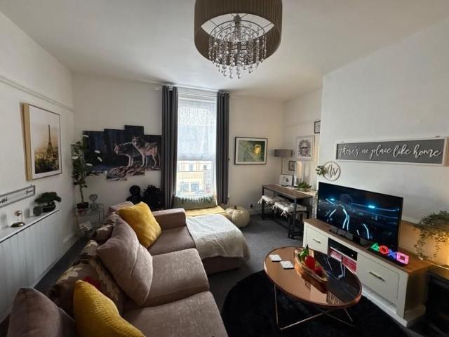 1 bedroom flat to rent
