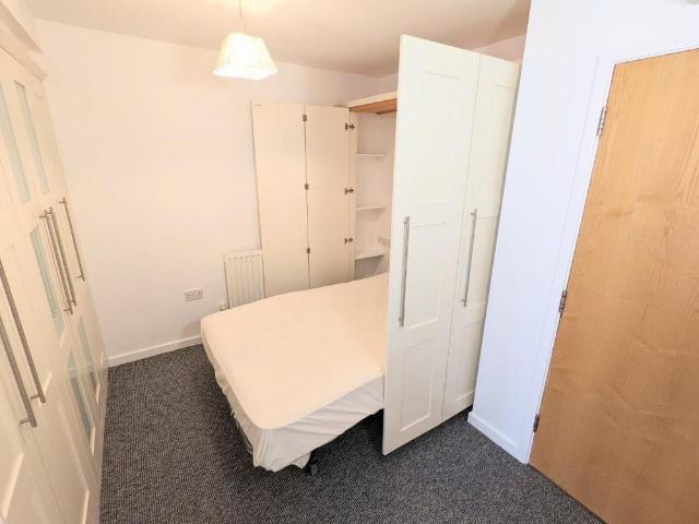 1 bedroom flat to rent