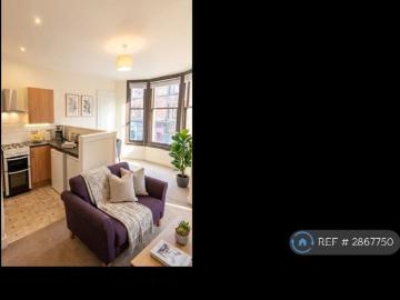 Glasgow, Glasgow and Clyde Valley - Equipped kitchen