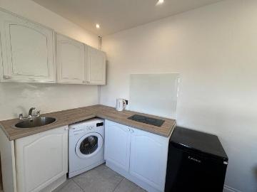 Glasgow, Glasgow and Clyde Valley - Equipped kitchen