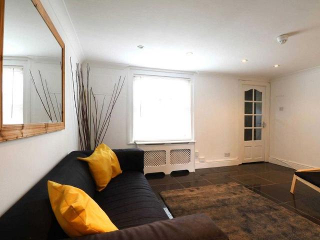 1 bedroom flat to rent