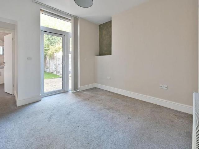 1 bedroom flat to rent