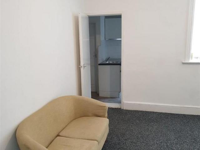 1 bedroom flat to rent