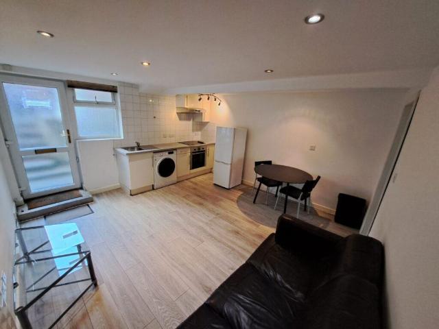 1 bedroom flat to rent