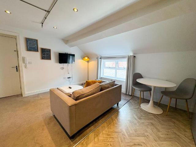 1 bedroom flat to rent