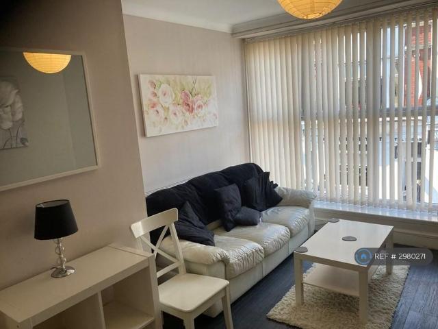 1 bedroom flat to rent