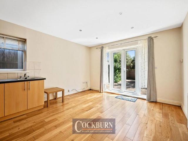 1 bedroom end of terrace house to rent