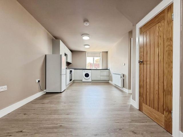 1 bedroom Flat To Rent