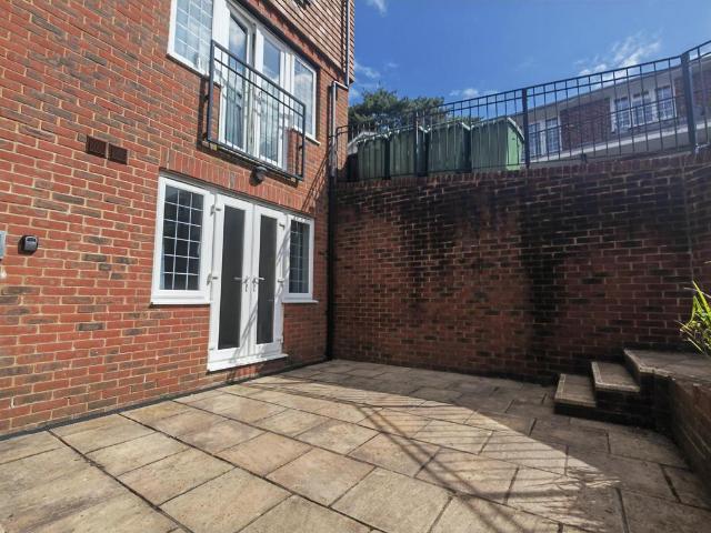 1 bedroom flat to rent