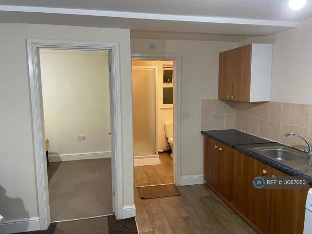 1 bedroom flat to rent