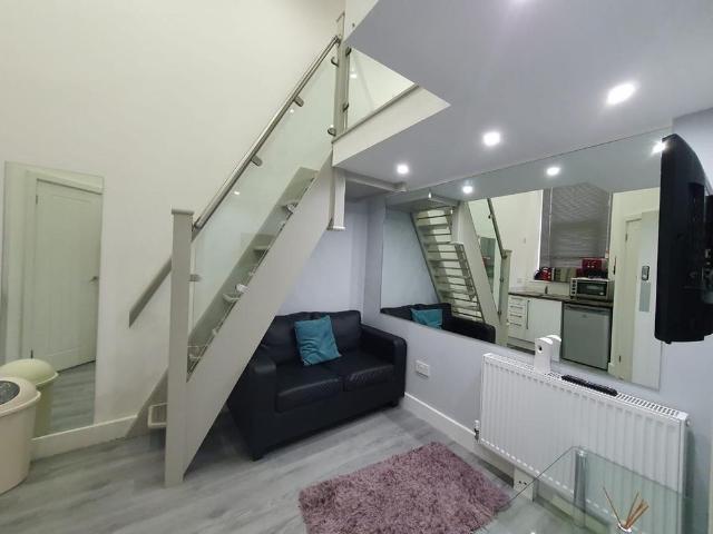 1 bedroom flat to rent