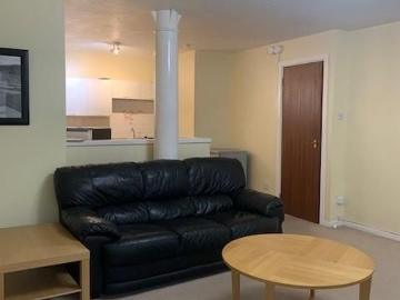 Glasgow, Glasgow and Clyde Valley - Equipped kitchen