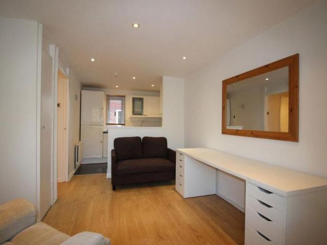 1 bedroom flat to rent