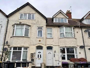 East Lindsey, East of England - Equipped kitchen