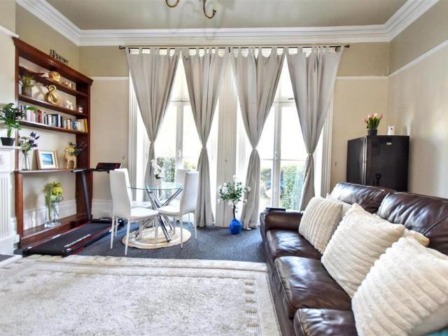 1 bedroom flat to rent