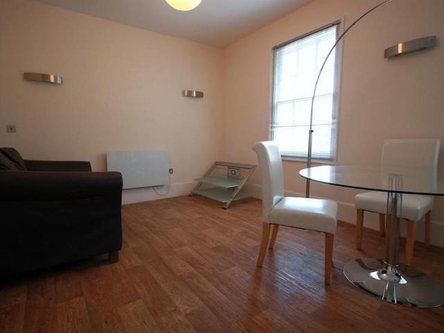 1 bedroom flat to rent