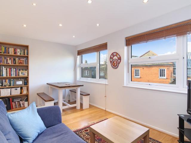 1 bedroom Flat To Rent