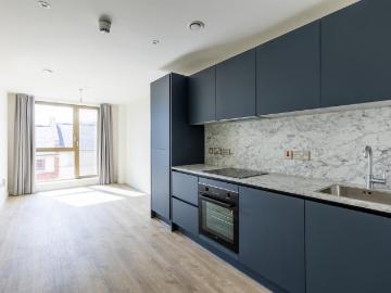 Sheffield, South Yorkshire, Midlands - Equipped kitchen