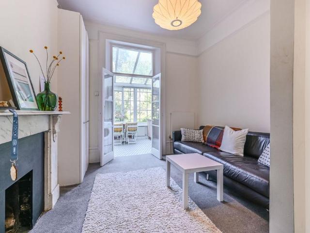 1 bedroom flat to rent