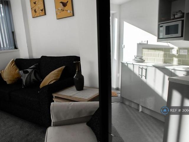 1 bedroom flat to rent