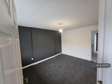 Apartment for rent in Moses Gate - Garden