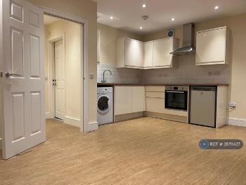 Horsham, West Sussex county, Sussex - Equipped kitchen