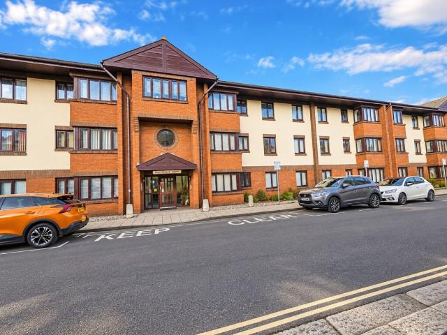 1 bedroom Flat To Rent