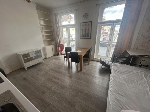 1 bedroom flat to rent