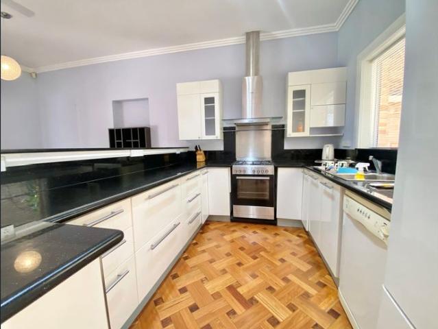 1 bedroom Flat Water usage & Gas bills Included