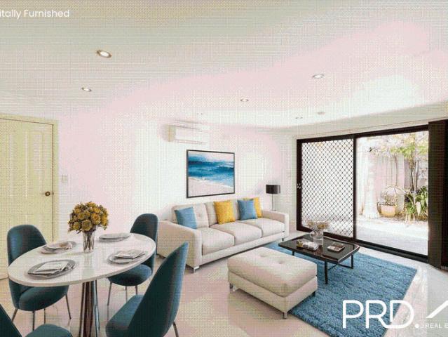 1 BEDROOM FLAT WITH GARDEN COURTYARD IDEAL FOR SINGLES OR COUPLE