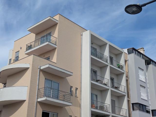 1 bedroom flat with large areas and balconies, in the centre of Aveiro!