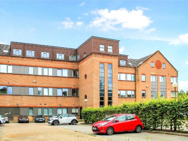 1 BEDROOM Flat / Apartment