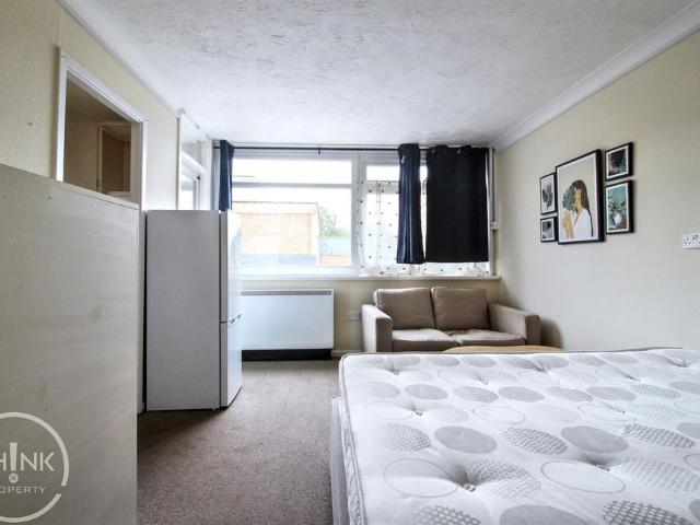 1 Bedroom Flat / Apartment to let
