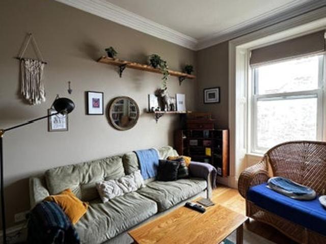1 bedroom flat available in Leith