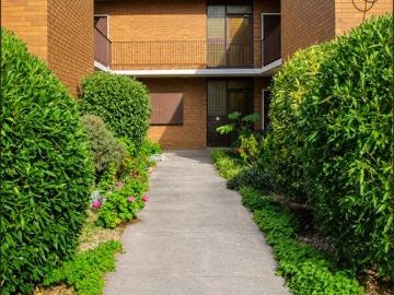 1 Bedroom Flat Convenient Location & Comfortable Living