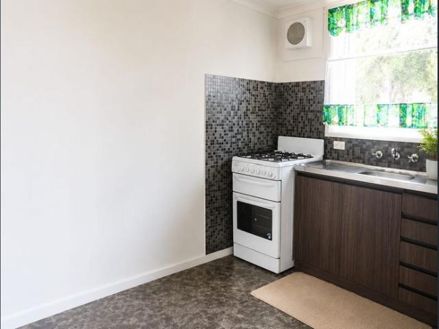 1 Bedroom Flat – Convenient Location Comfortable Living