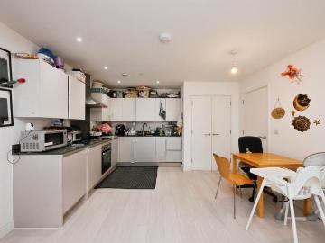 1 bedroom flat for sale
