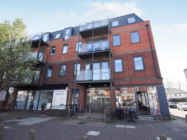1 bedroom flat for sale